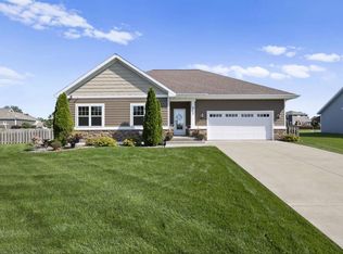 4388 Scenic View Rd, Windsor, WI 53598
