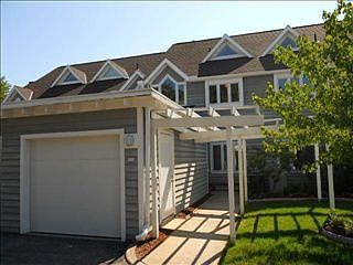 1st image of 180 Marina Point Dr