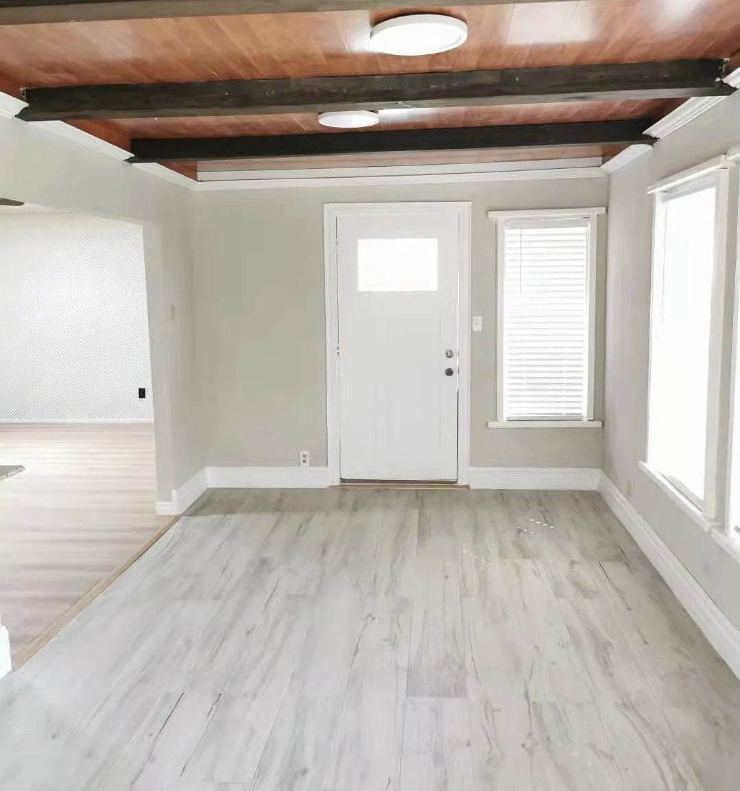 3 bed, 1856 sqft, $2,250 — Photo 2