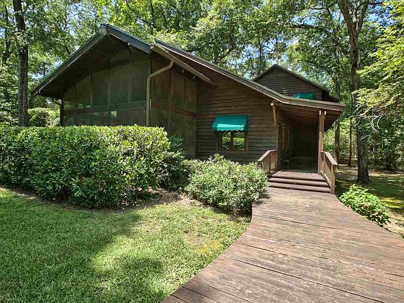 3rd image of 6275 Crestwood Dr