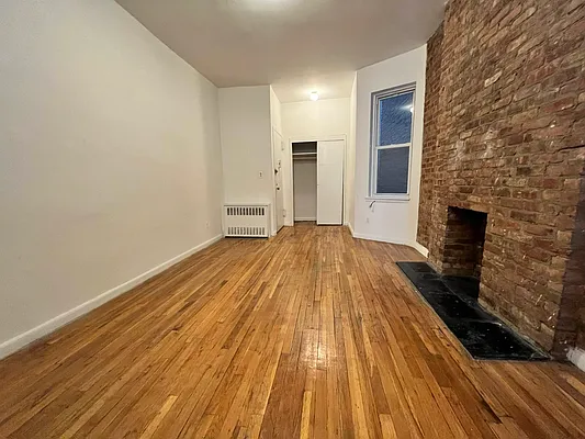 Rented by Bond New York | media 2