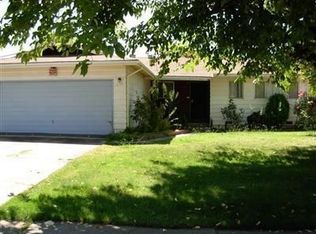 1620 Fruitridge Rd, Sacramento, CA 95822