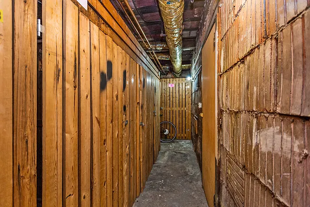 604 W Addison St #B4 — Photo 11