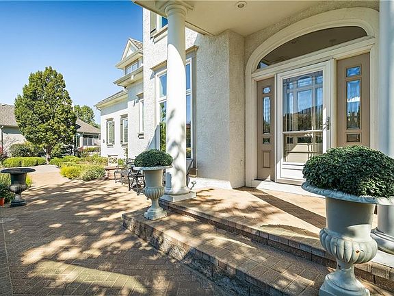 3rd image of 10027 N Revere Ct