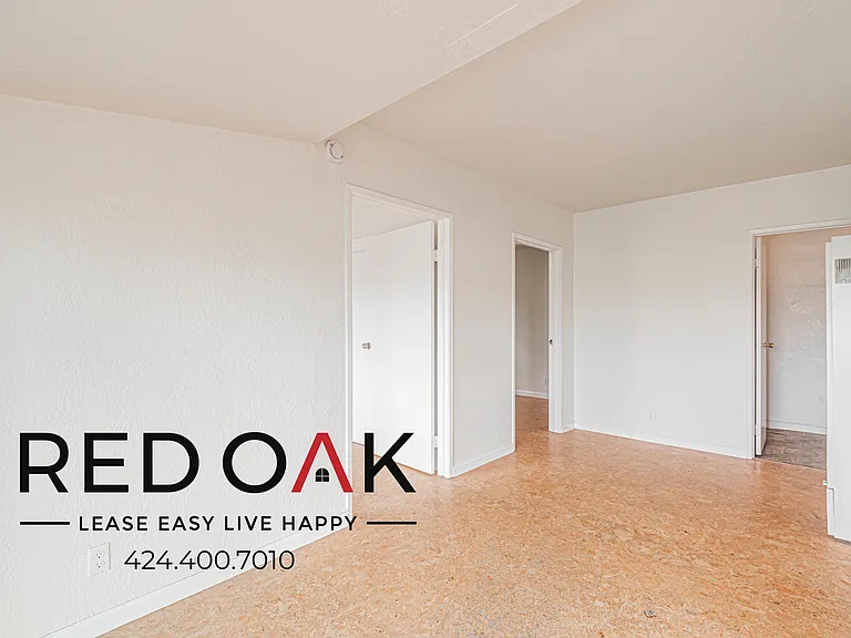 476 1/2 Crane Blvd #476-1/2 — Photo 15