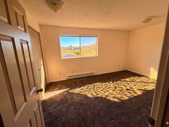 5th image of 224 Ellingson Dr #B