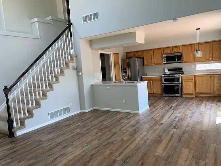 4330 Lyndenwood Point — Photo 2