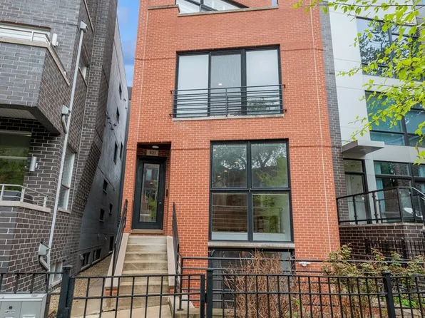 831 N Hermitage Ave APT 1, Chicago, IL 60622