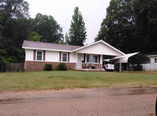 211 S Edgar St, Fordyce, AR 71742