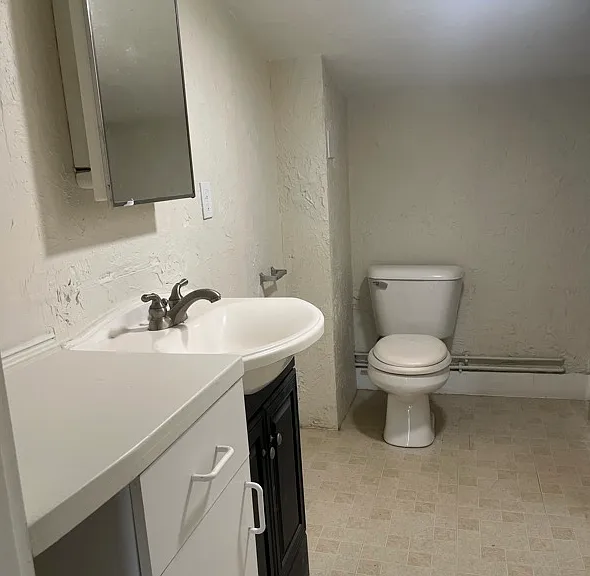 140 Prichard St #9 — Photo 6