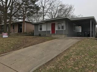 523 SE Elmhurst Ave, Bartlesville, OK 74006