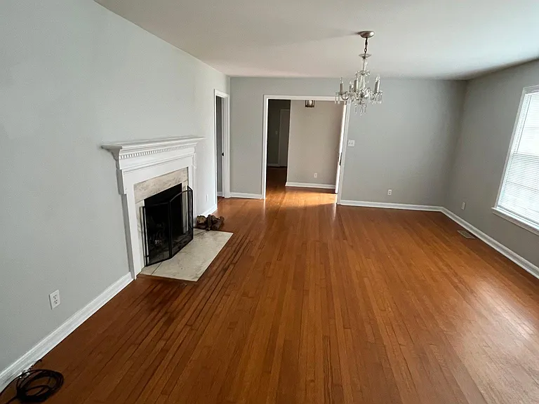 1402 Lowell Dr SE — Photo 11