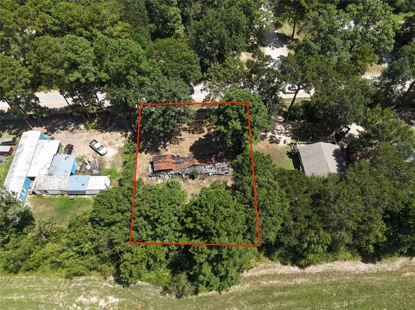 380 William Montgomery Rd, Livingston, TX 77351