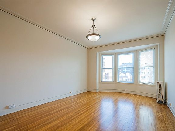 4th image of 1850 Clay St APT 402