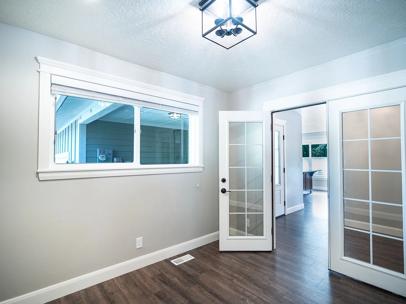 5 bed, 3016 sqft, $2,995 — Photo 4