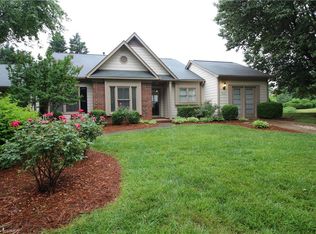5027 Heathridge Ter, Greensboro, NC 27410