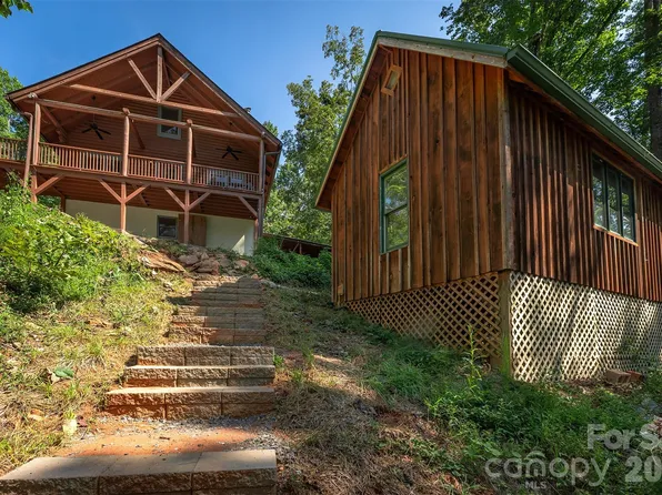 157 Spring Valley Dr, Union Mills, NC 28167