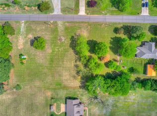 10712 NE 4th St, Oklahoma City, OK 73130