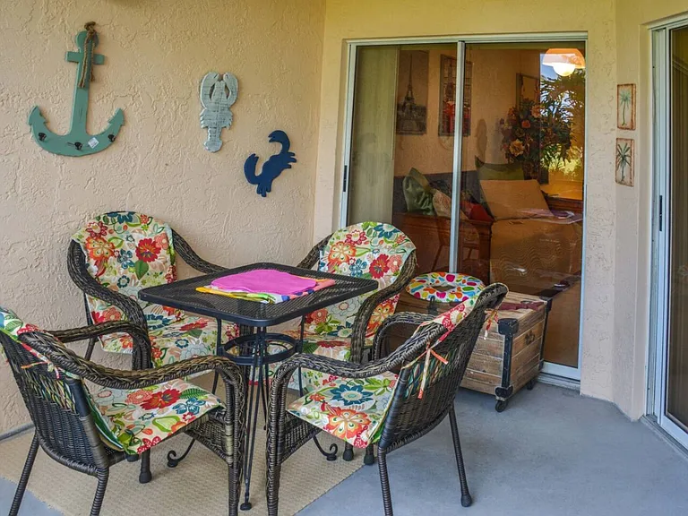 Palm Ave — Photo 12