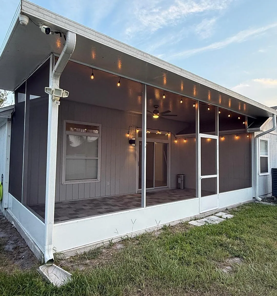 3 bed, 1250 sqft, $2,100 — Photo 4