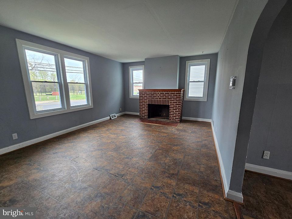 8019 Outing Ave, Pasadena, MD 21122 Zillow