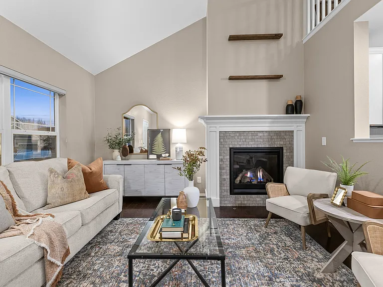 2257 Whistler Dr — Photo 4