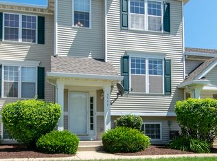 3552 Woodside Ct, Joliet, IL 60431