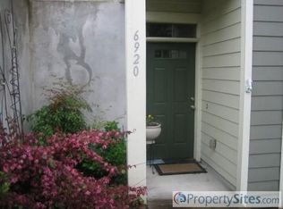 6920 N Charleston Ave, Portland, OR