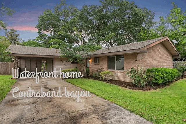 4309 Ashland St — Photo 1