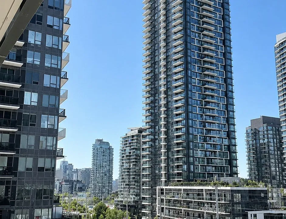 8 Nahani Way #709