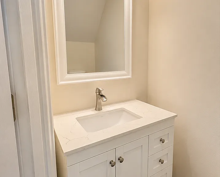 118 Chaucer Ct — Photo 16