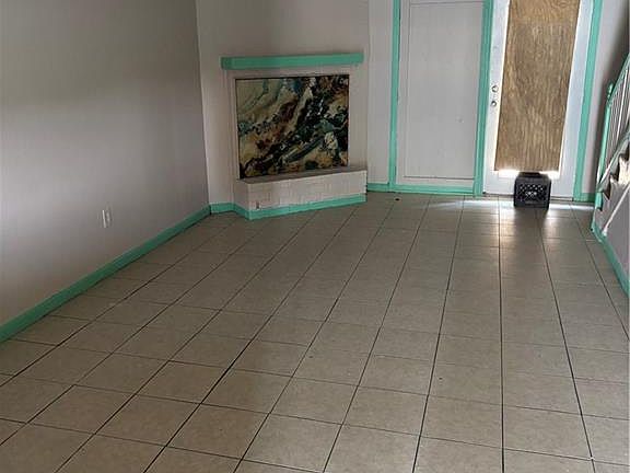 3rd image of 4148 Lac Bienville Dr