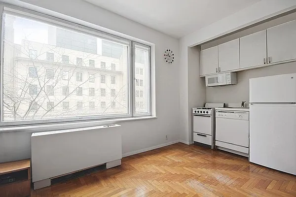 Sold by Corcoran | media 7