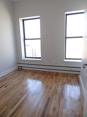 Rented by Miron Realty Group | media 99