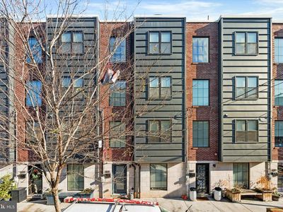 1305 S 2nd St, Philadelphia, PA, 19147