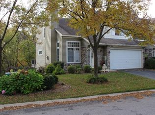 2155 Baneberry Way W, Chanhassen, MN 55317