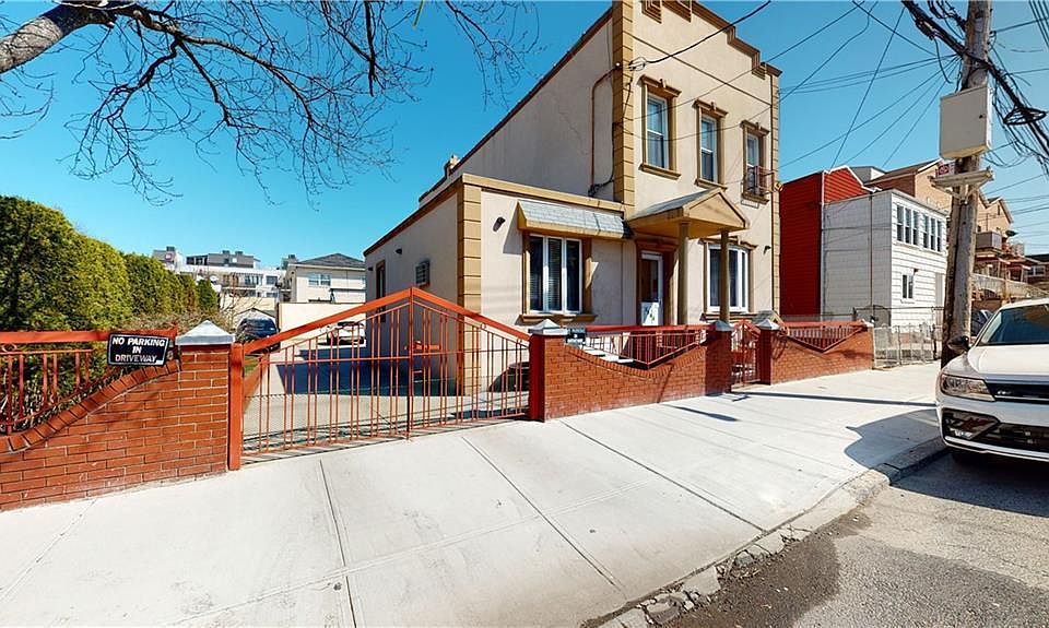 1st image of 2563 W 16th St