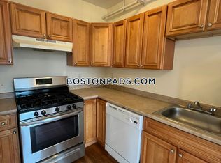 1615 Commonwealth Ave APT 30, Boston, MA 02135