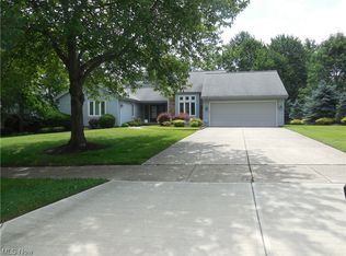 25900 Annesley Rd, Beachwood, OH 44122