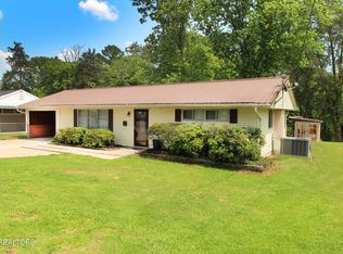 119 Briar Rd, Oak Ridge, TN 37830