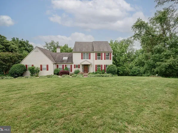 208 E Bradford Ct, Middletown, DE 19709