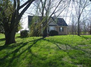 8800 Pembroke Rd, Oak Grove, KY 42262