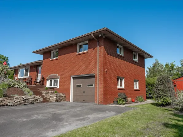 158 Meadow Wood Rd, Indiana, PA 15701