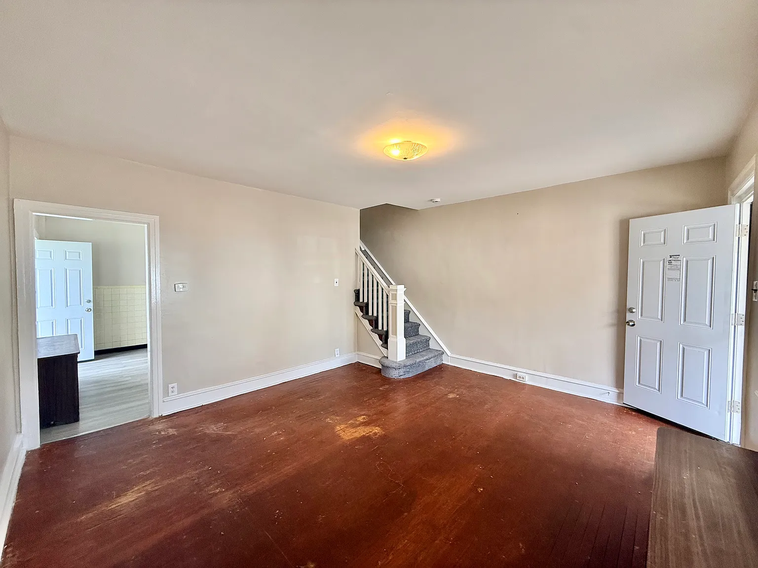 2 bed, 750 sqft, $1,295 — Photo 2