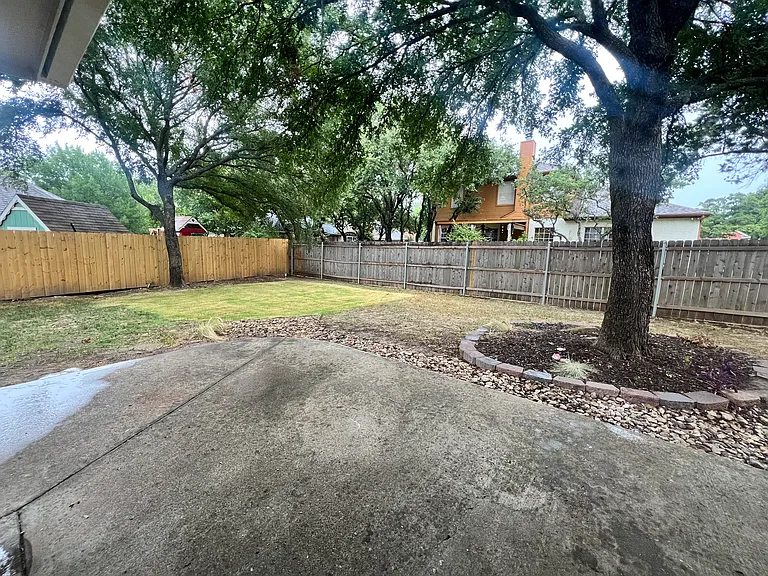 127 Mockingbird Ln — Photo 4