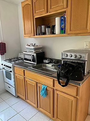 3rd image of 20-43 32nd St #3