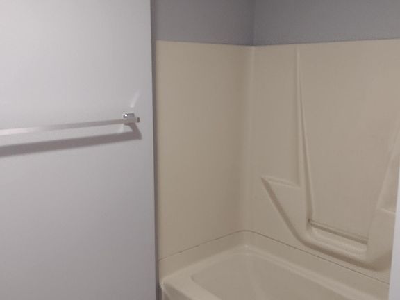 5th image of 312 Quail St APT 1F