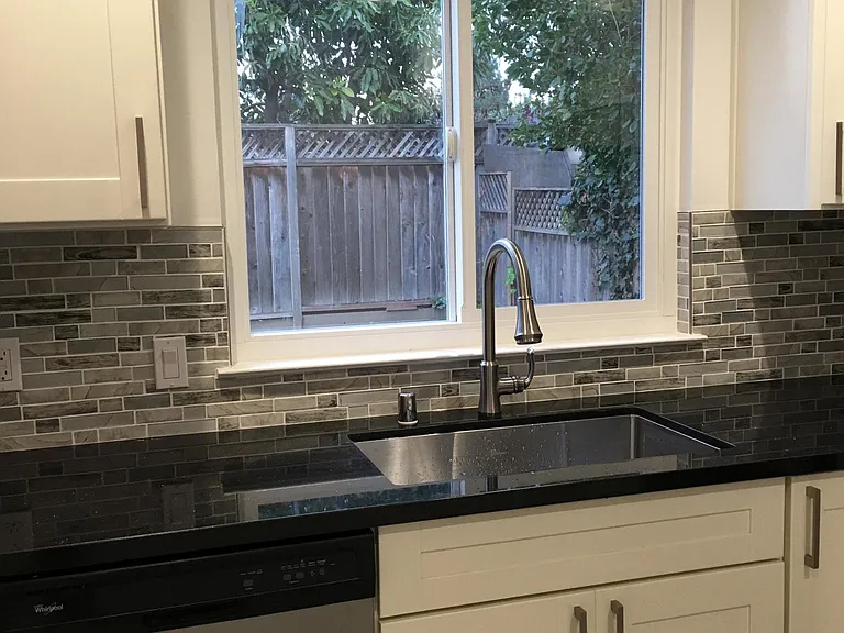 1652 Pinewood Way — Photo 6