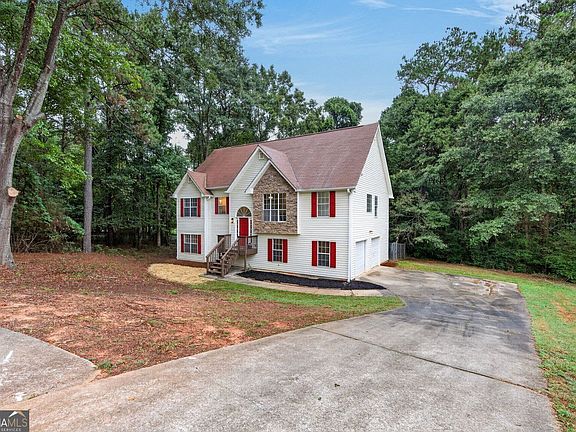 2nd image of 202 Whistleville Ct