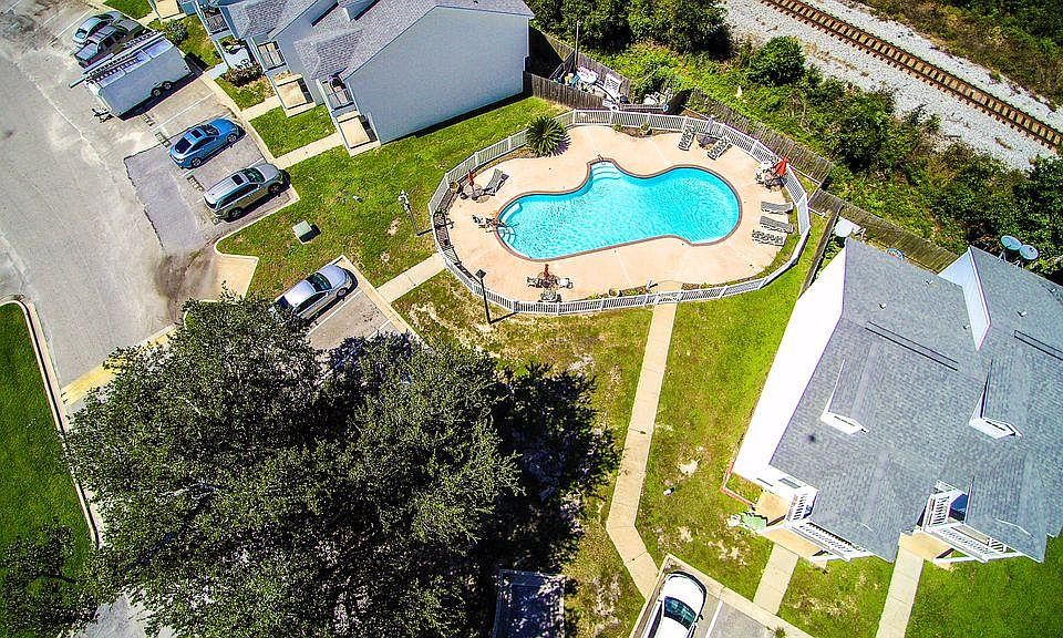 1st image of 1217 Century Oaks Dr APT C